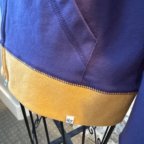 Men’s Jazz zip up sweater - Picture 6 of 7